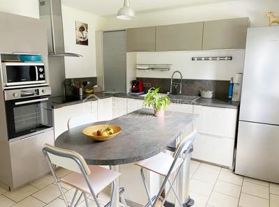 Maison - 145 m² - 7 pièces