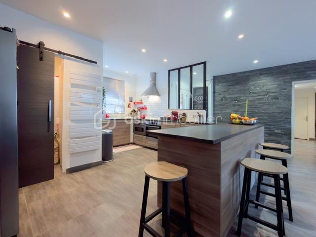 Maison - 115 m² - 5 pièces