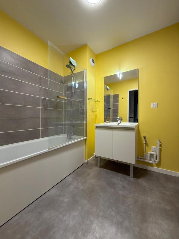 Appartement - 65 m² - 3 pièces