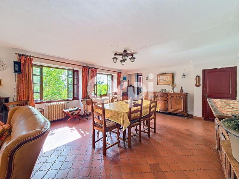 Maison - 175 m² - 5 pièces