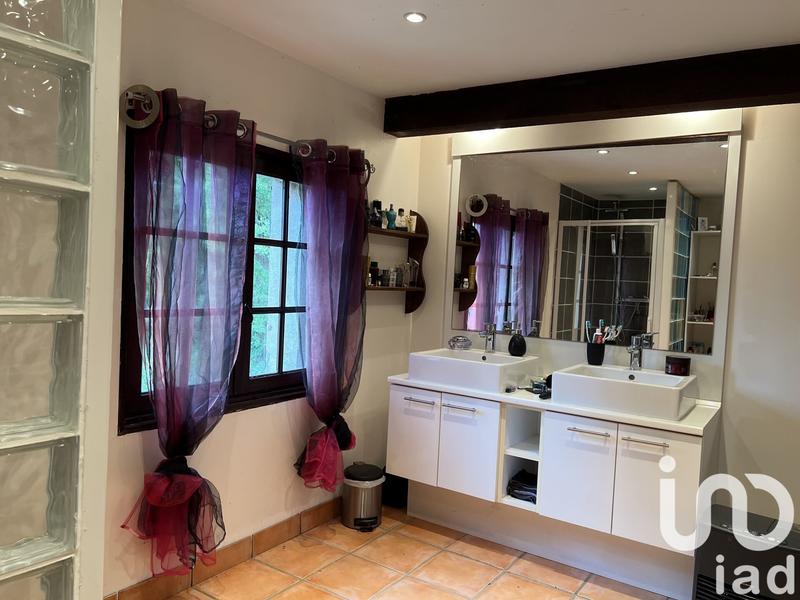 Maison de village - 277 m² - 6 pièces