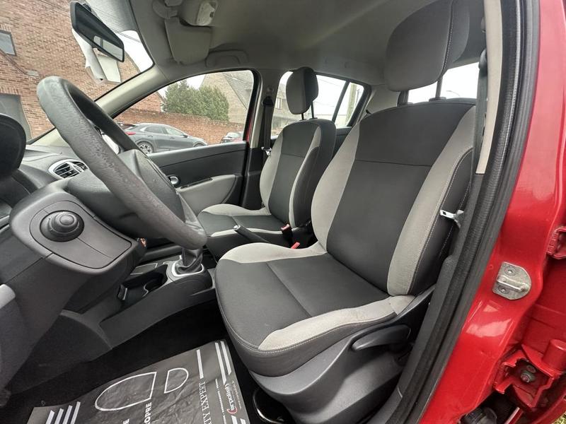 Renault Clio 1.2 16v 75 Expression