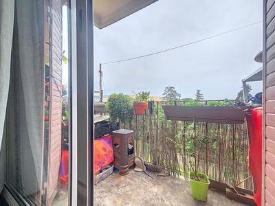 Appartement - 70 m² - 4 pièces