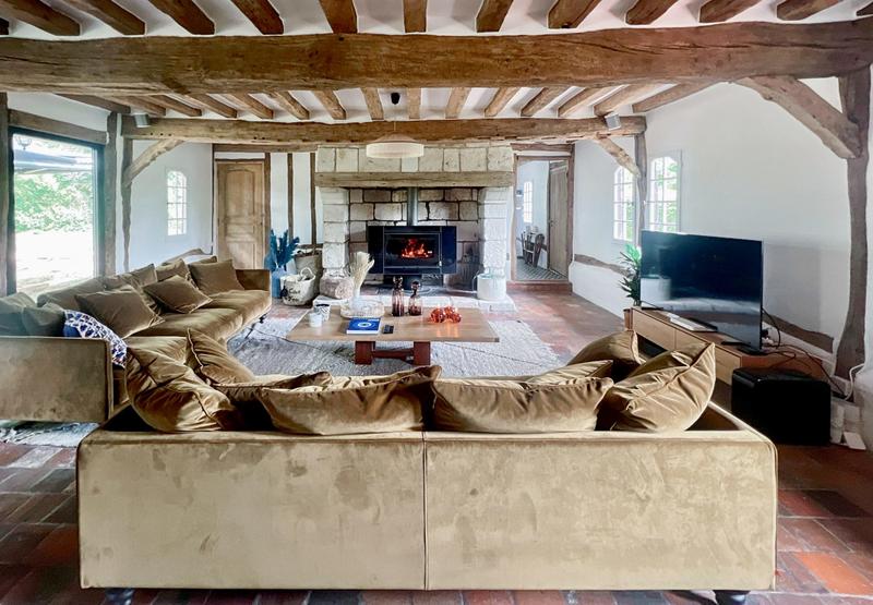 Maison - 220 m² - 8 pièces