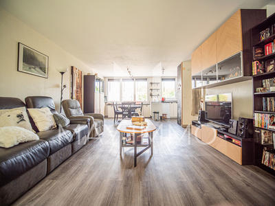 Appartement - 80 m² - 4 pièces