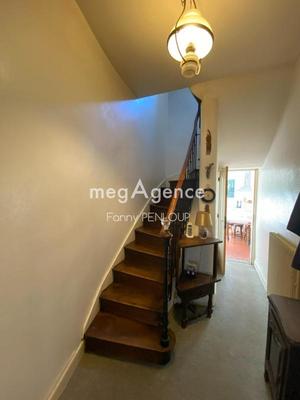 Maison - 157 m² - 8 pièces