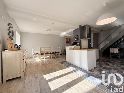 Maison - 200 m² - 8 pièces