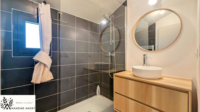 Appartement - 83 m² - 4 pièces