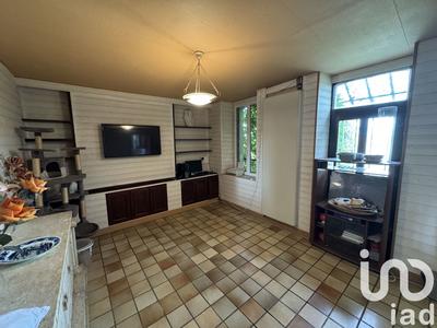 Maison - 207 m² - 7 pièces