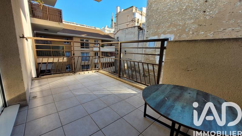 Appartement - 75 m² - 3 pièces