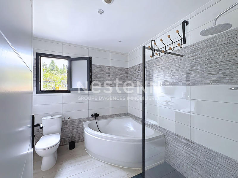 Maison - 148 m² - 6 pièces