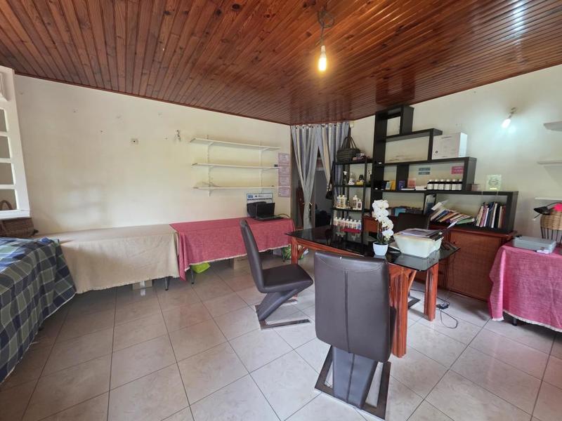 Maison - 30 m² - 8 pièces