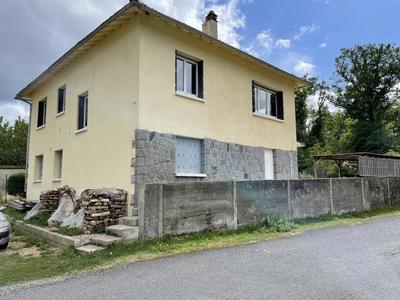 Maison - 110 m² - 6 pièces