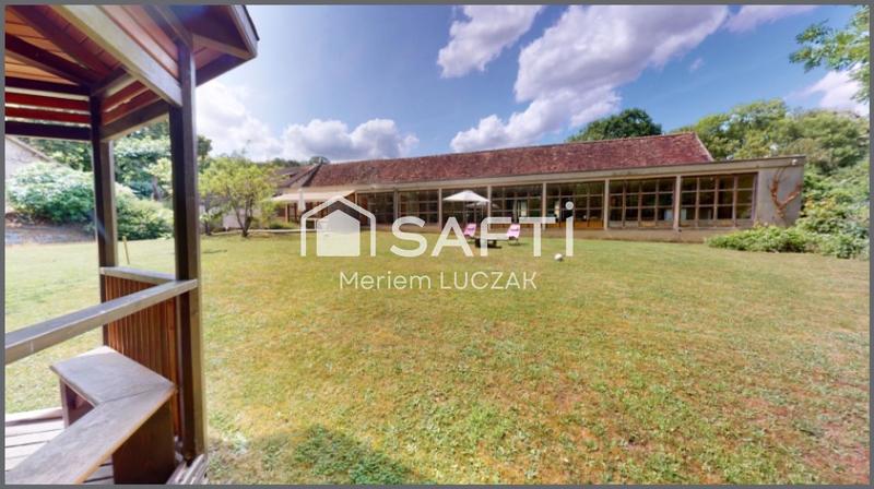 Local commercial - 240 m² - 8 pièces