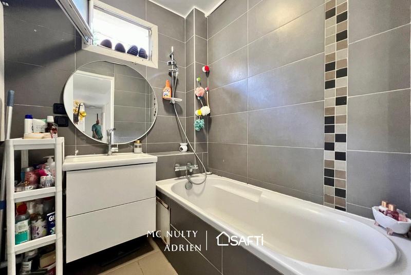 Appartement - 60 m² - 4 pièces