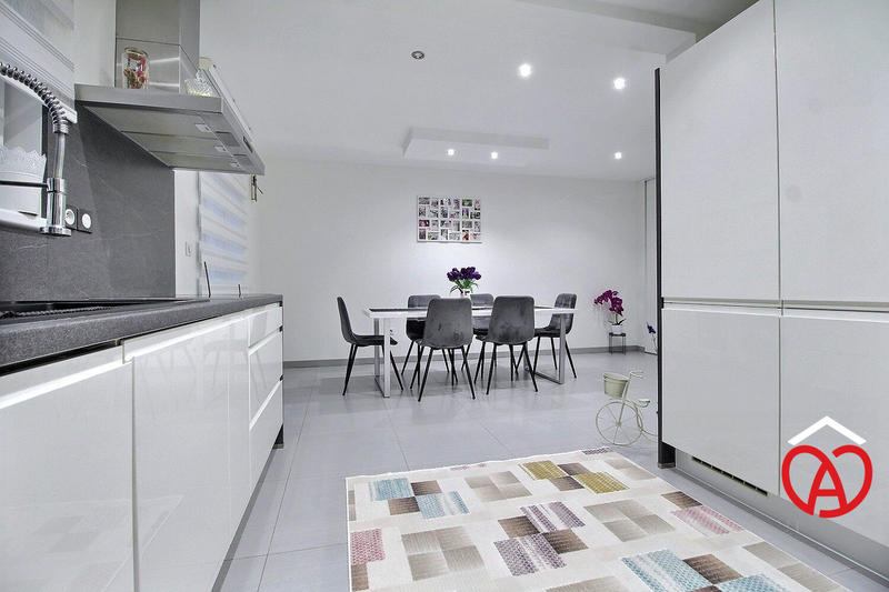 Maison - 129 m² - 7 pièces