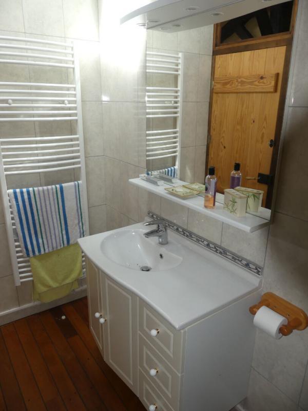 Propriété - 90 m² - 5 pièces