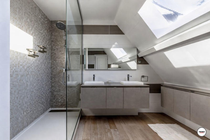 Maison - 212 m² - 7 pièces