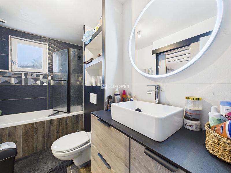 Maison - 102 m² - 6 pièces