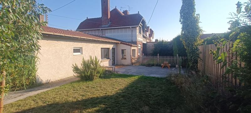 Maison - 102 m² - 4 pièces