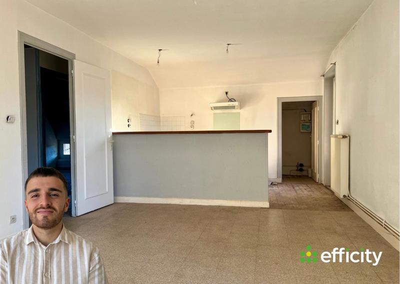 Immeuble - 254 m² - 20 pièces