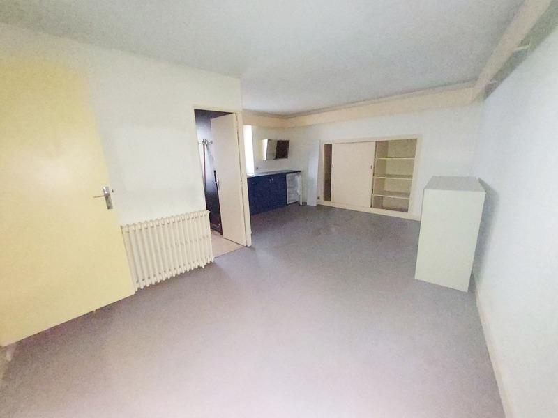 Immeuble - 165 m² - 9 pièces