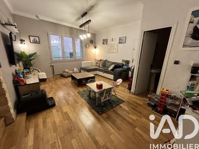 Maison de ville - 121 m² - 6 pièces