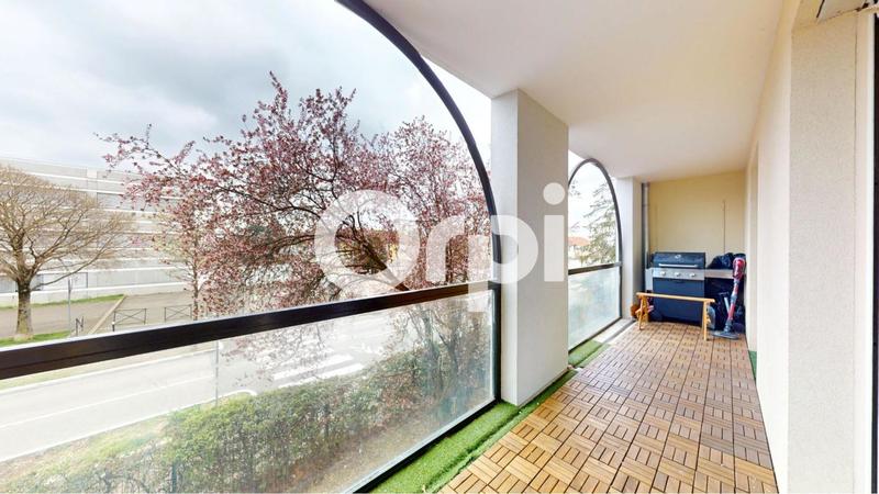 Appartement - 80 m² - 4 pièces