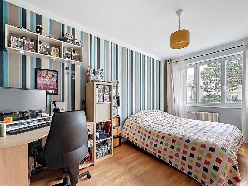 Appartement - 97 m² - 4 pièces