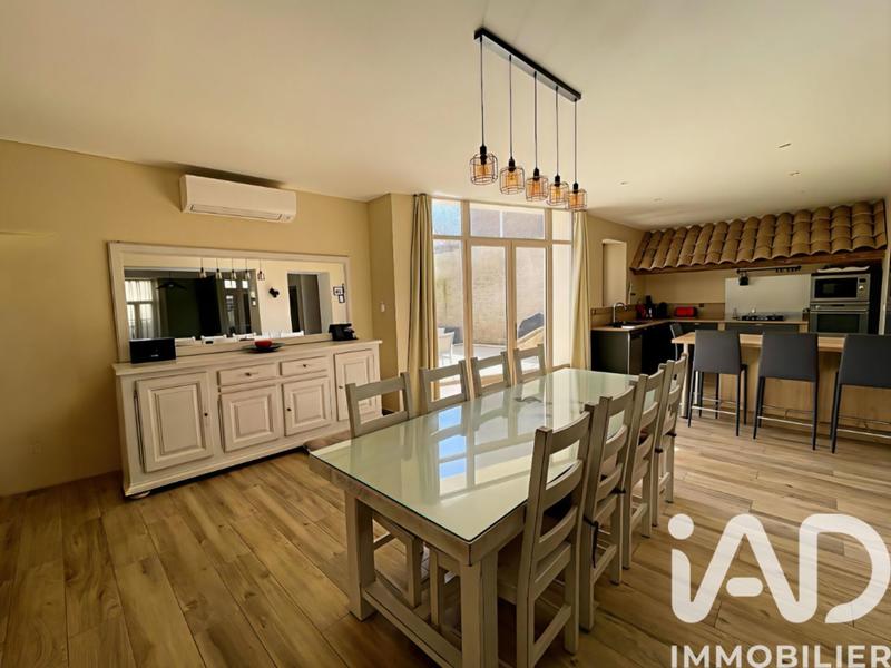 Maison - 356 m² - 6 pièces