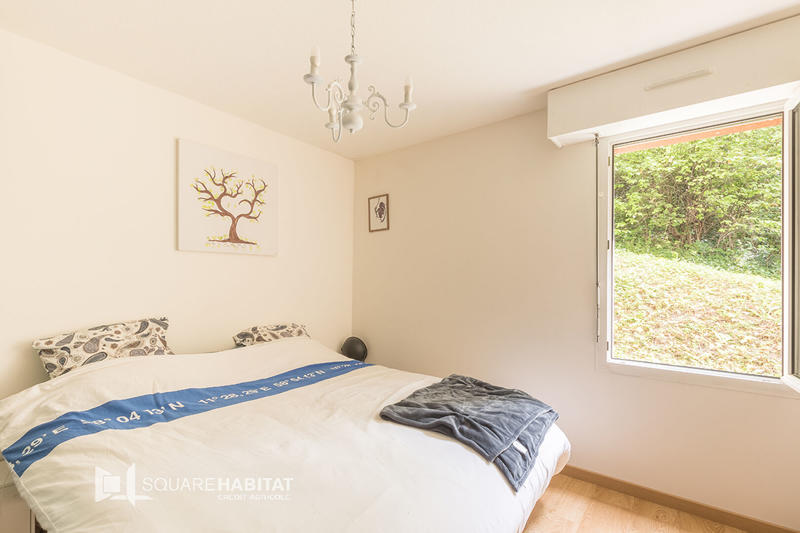 Appartement - 97 m² - 4 pièces