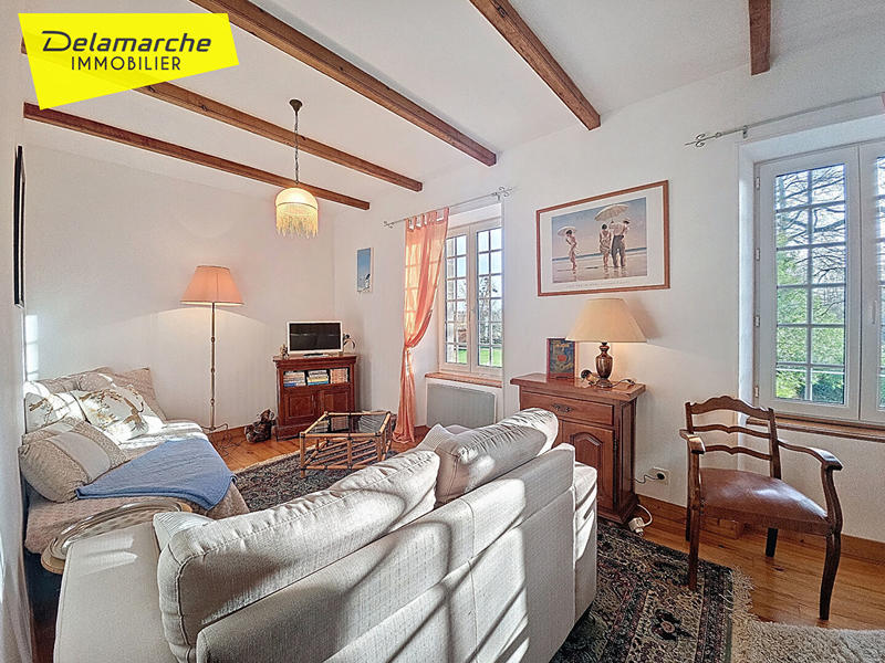 Maison - 161 m² - 8 pièces