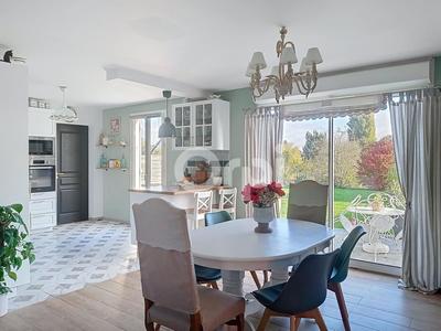 Maison - 126 m² - 5 pièces