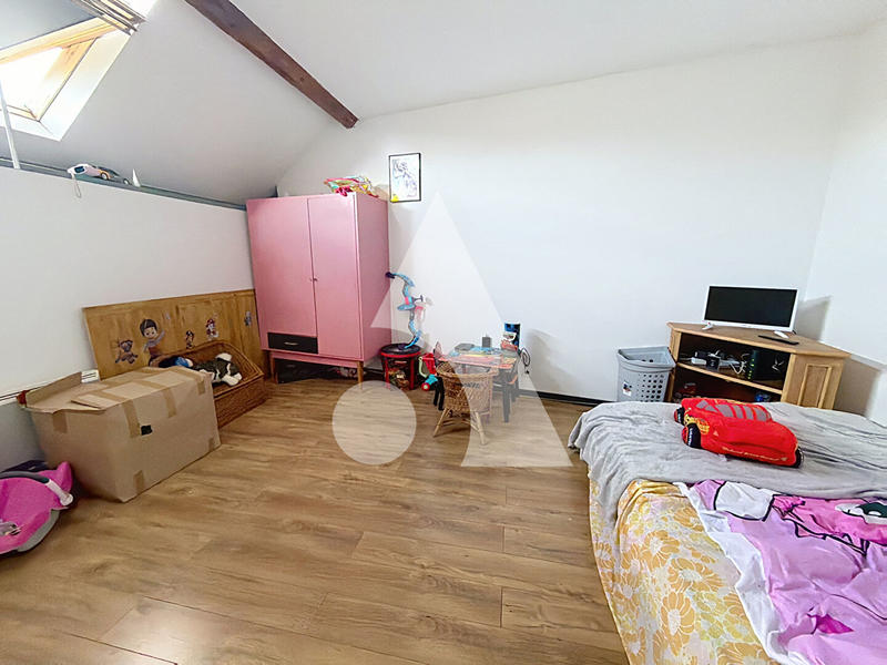 Maison - 110 m² - 4 pièces