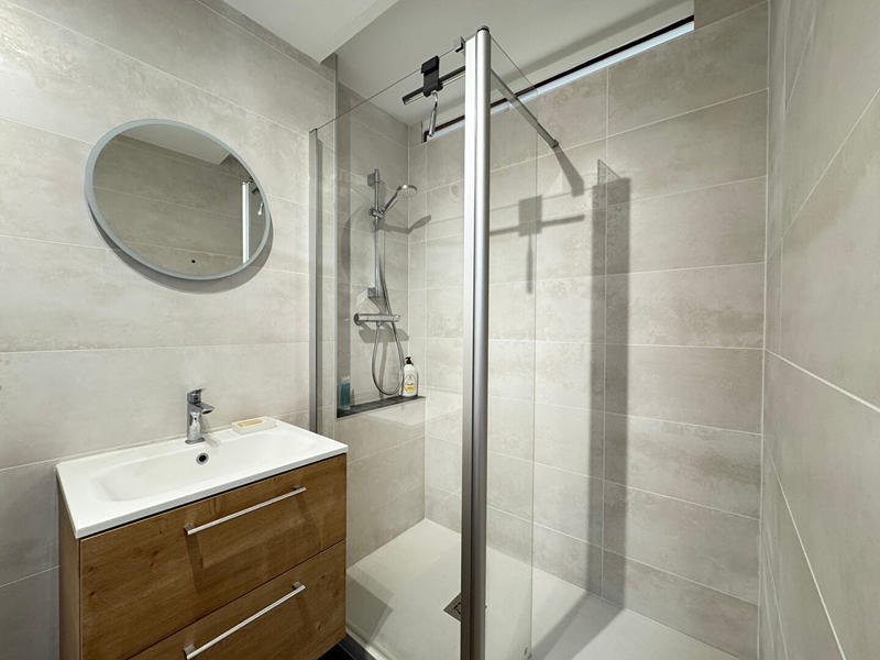 Maison - 308 m² - 9 pièces