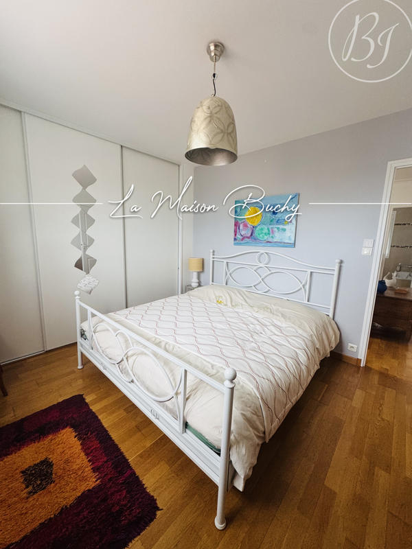 Maison - 185 m² - 6 pièces