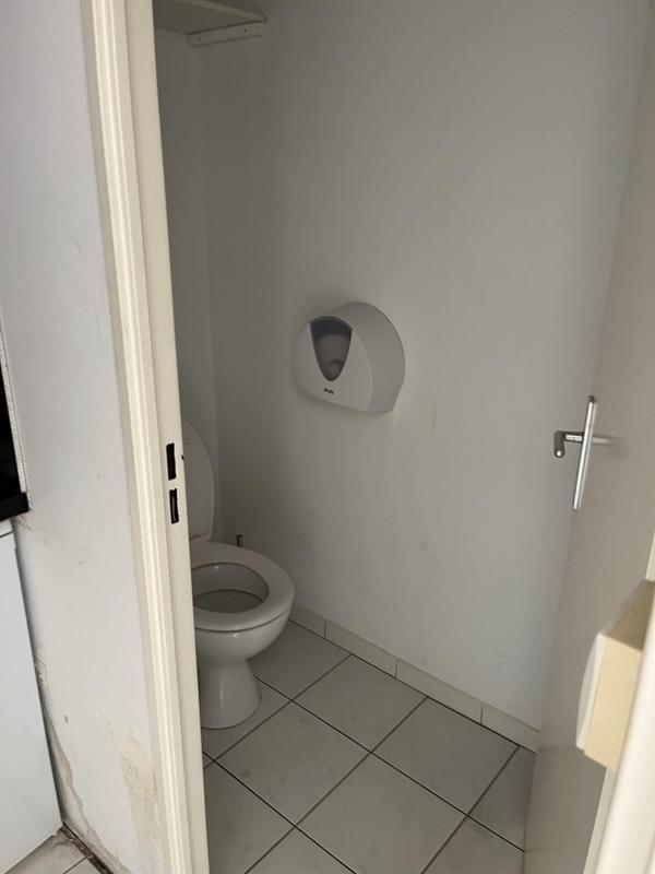 Bureau - 125 m² - 4 pièces