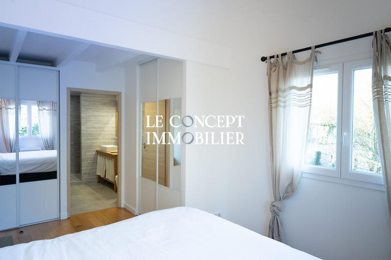 Maison contemporaine - 190 m² - 7 pièces