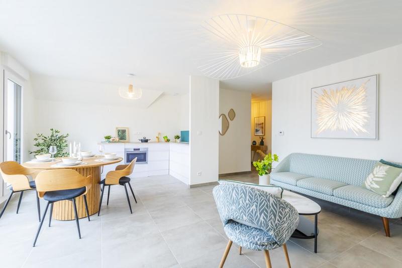 Appartement - 80 m² - 4 pièces