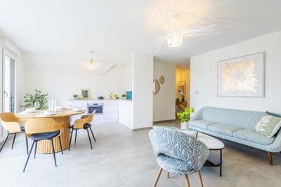 Appartement - 80 m² - 4 pièces