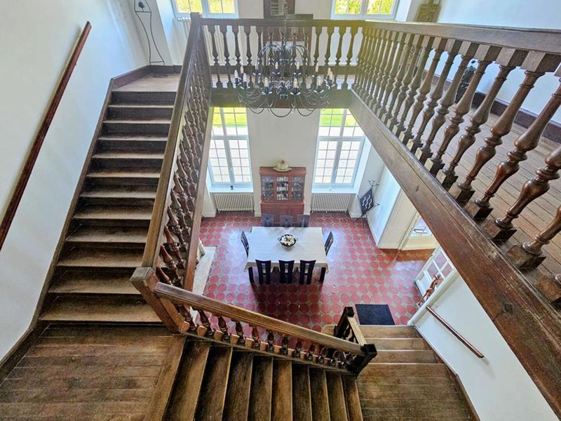 Demeure - 665 m² - 20 pièces