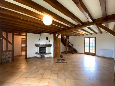 Maison - 180 m² - 7 pièces