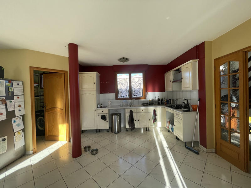 Maison - 150 m² - 4 pièces