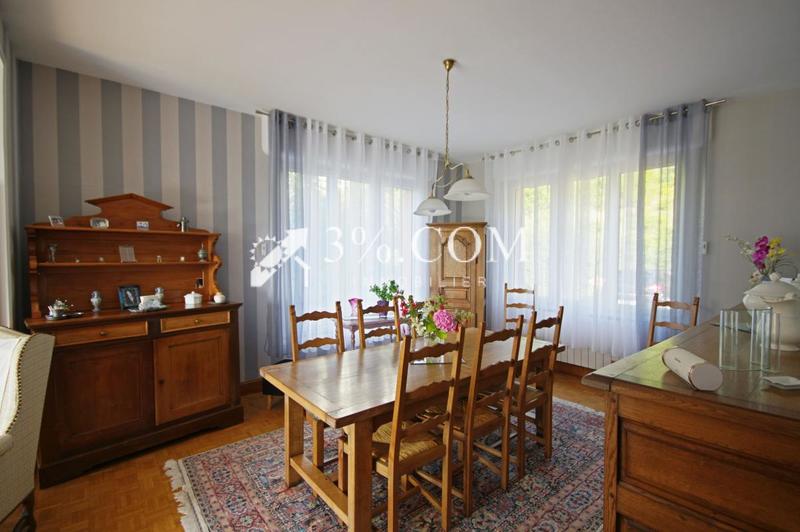 Pavillon - 173 m² - 7 pièces