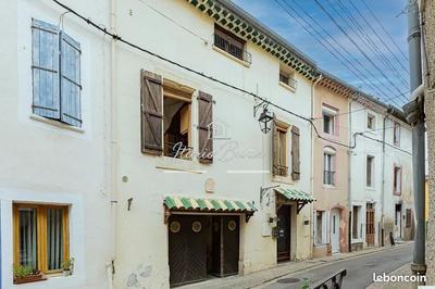 Maison - 238 m² - 9 pièces