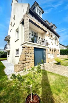 Maison - 142 m² - 7 pièces