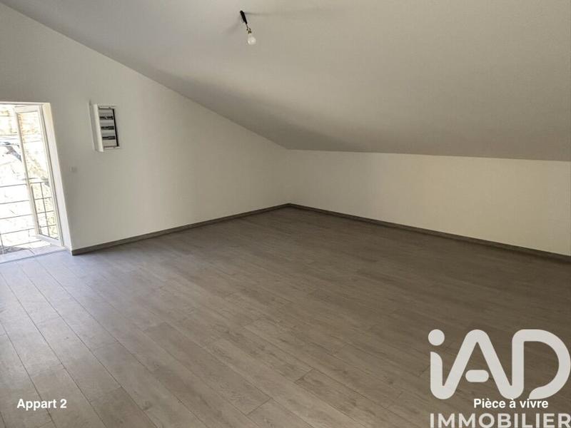 Maison - 230 m² - 10 pièces