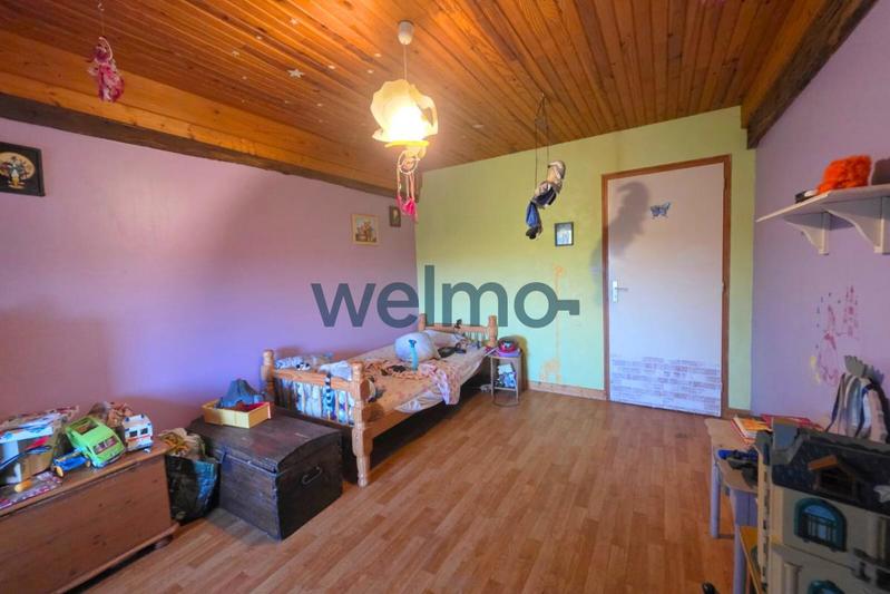 Propriété - 143 m² - 6 pièces