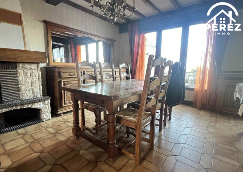Maison - 88 m² - 4 pièces