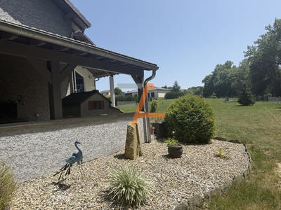 Villa - 220 m² - 7 pièces